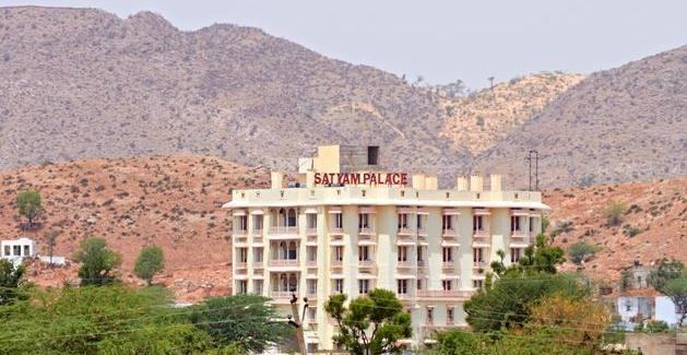 Hotel Satyam Palace